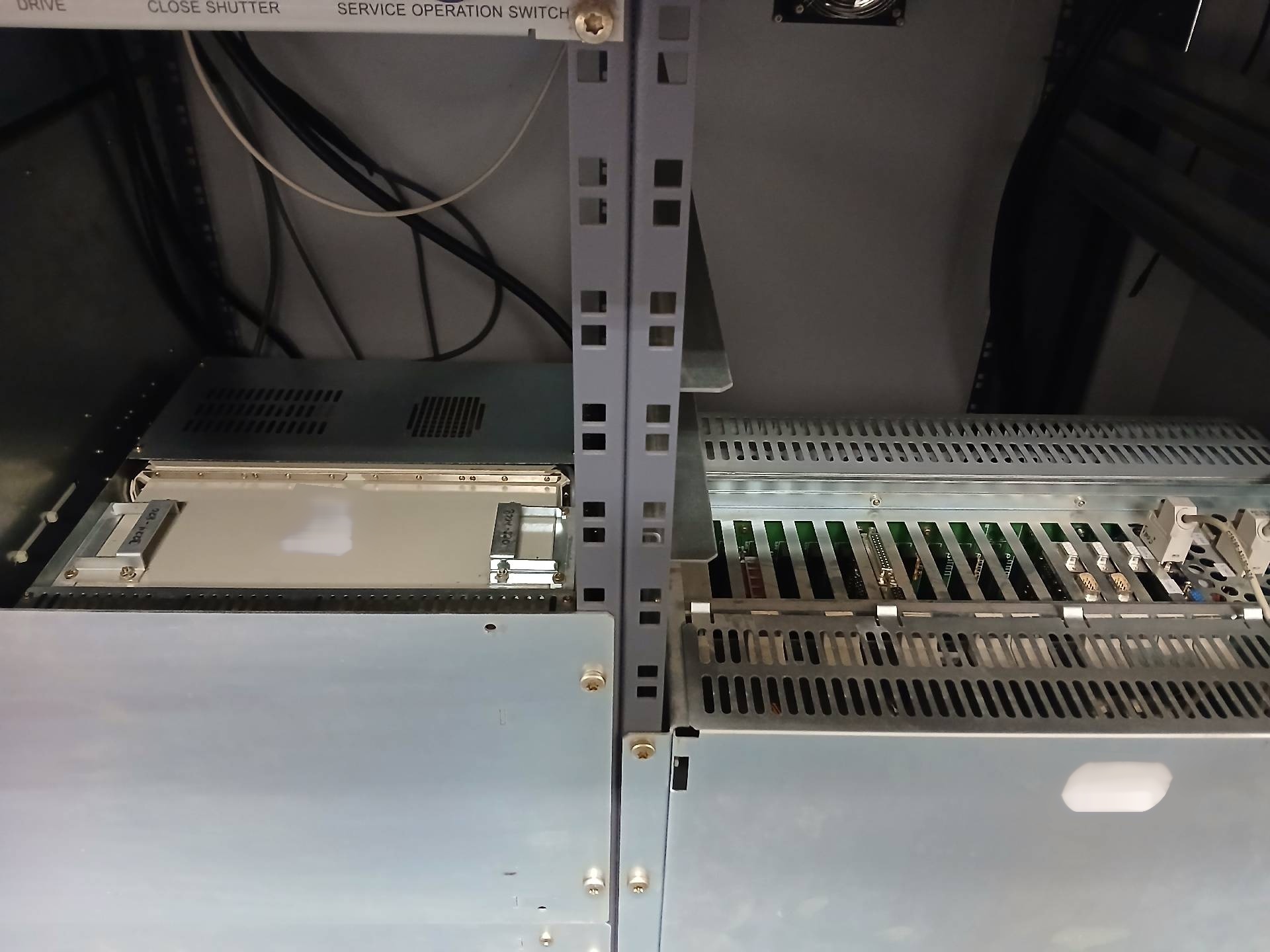 圖為 已使用的 BRUKER D8 Advance 待售