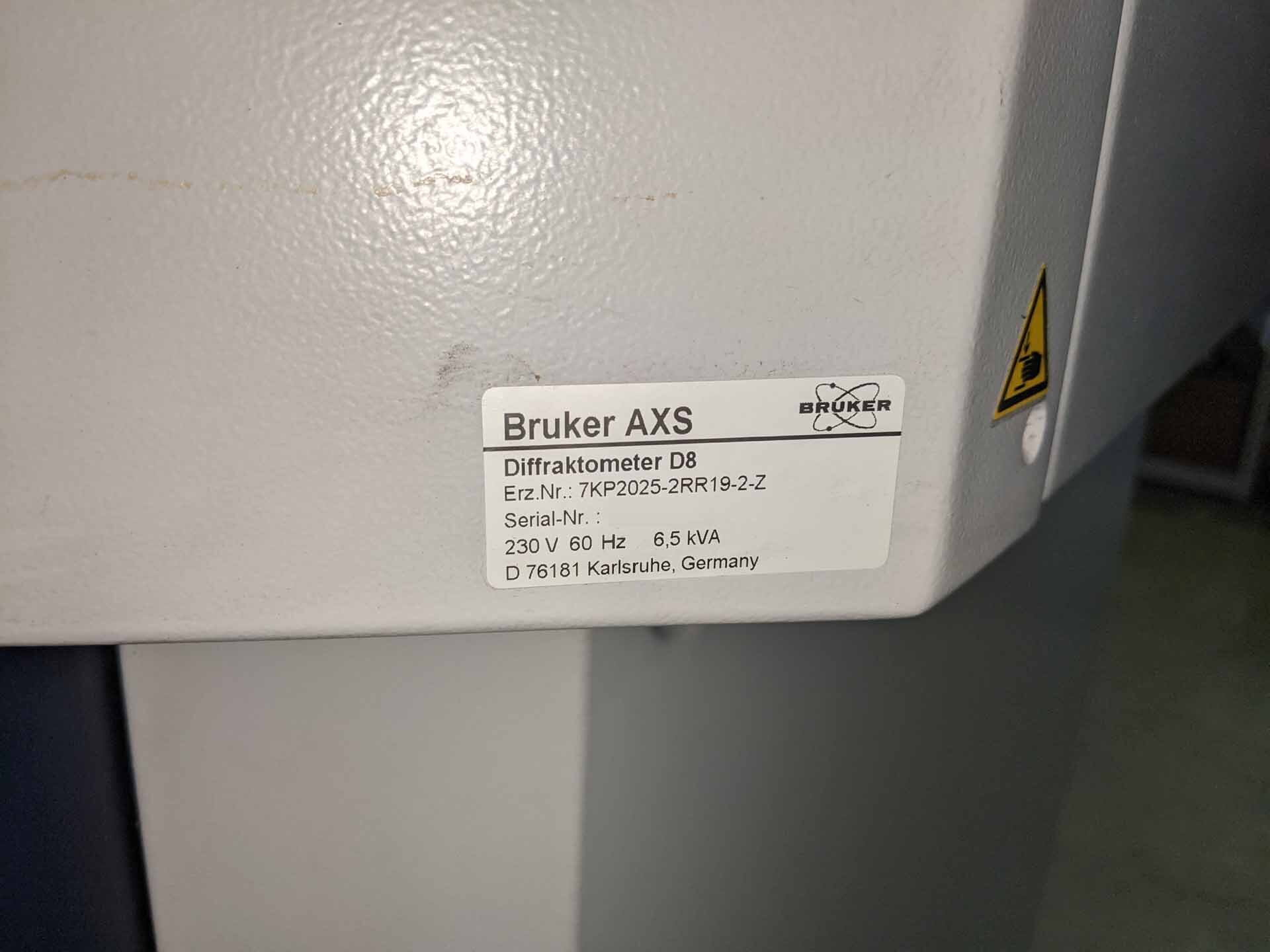 Photo Used BRUKER-AXS AXS D8 Discover For Sale