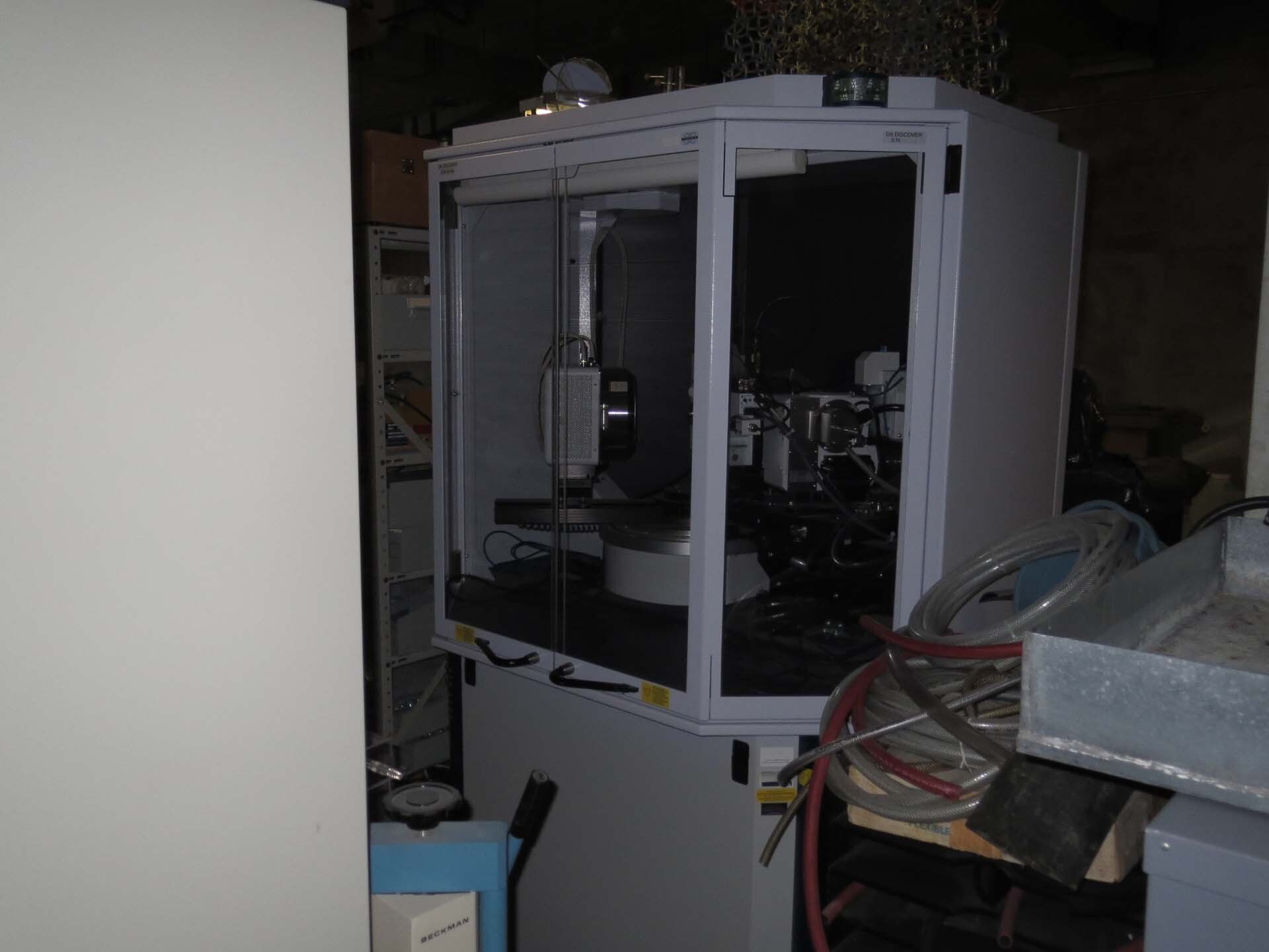 Photo Used BRUKER-AXS D8 For Sale