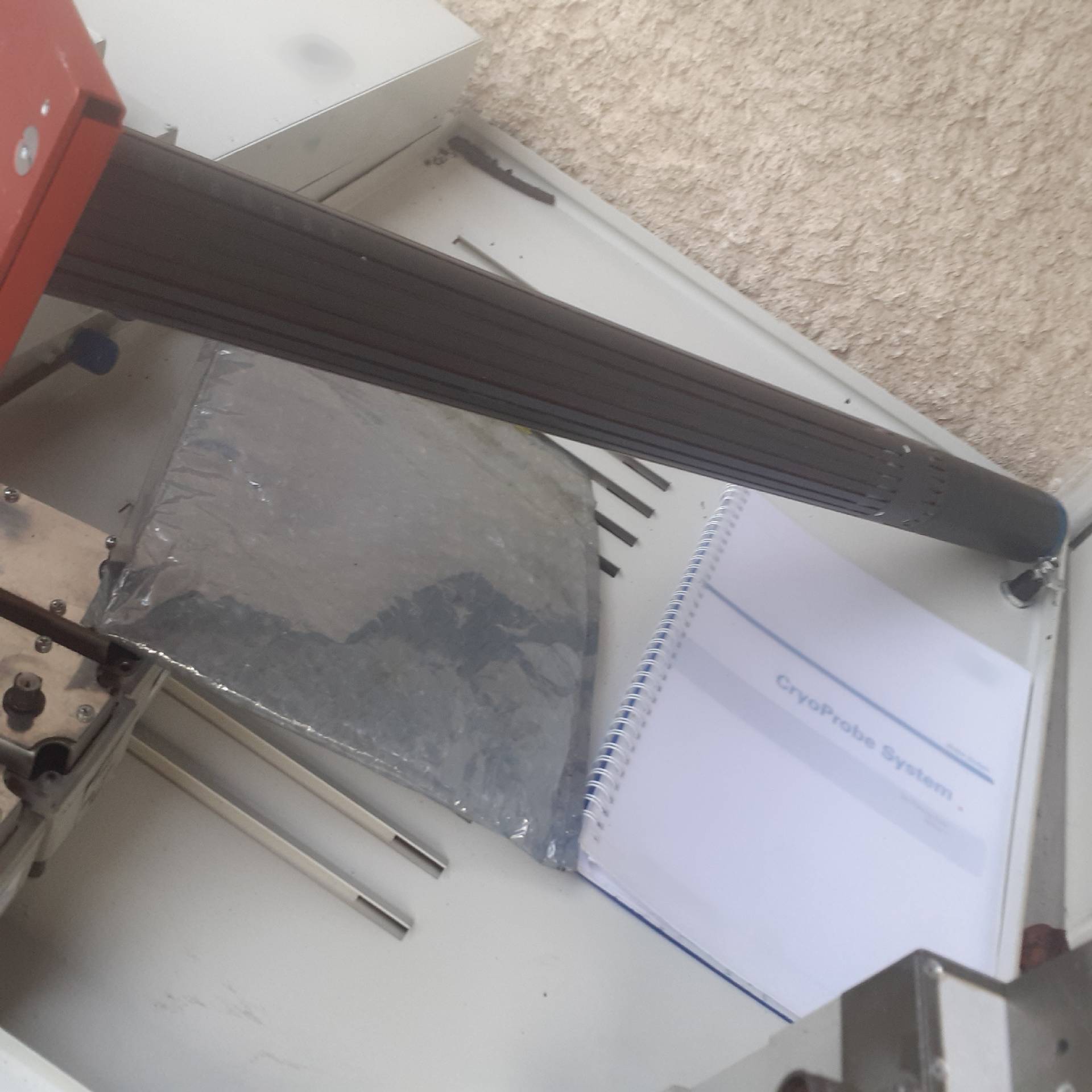 Foto Verwendet BRUKER Spare parts for Avance III 800 NMR Zum Verkauf
