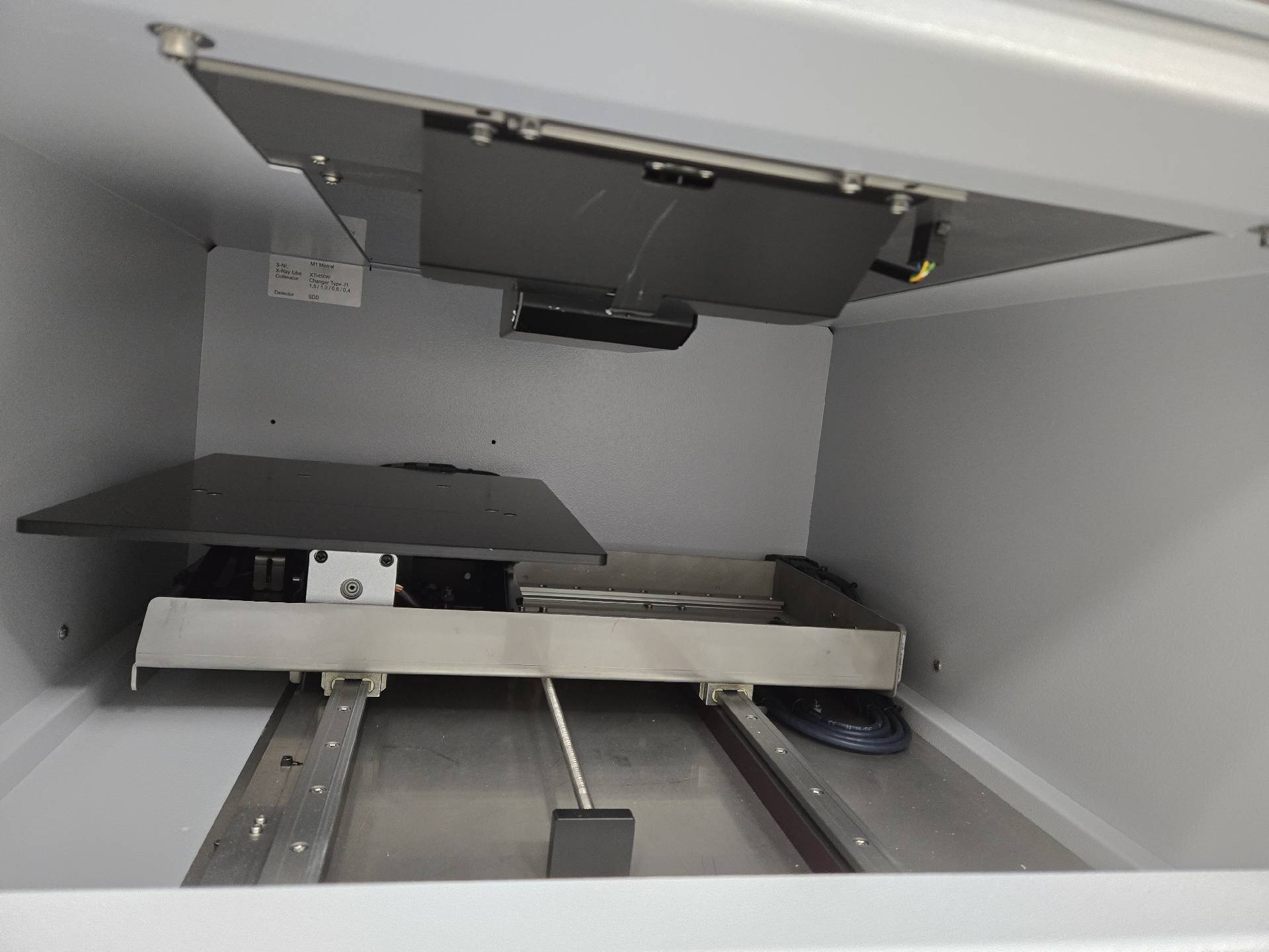 Photo Utilisé BRUKER M1 Mistral À vendre