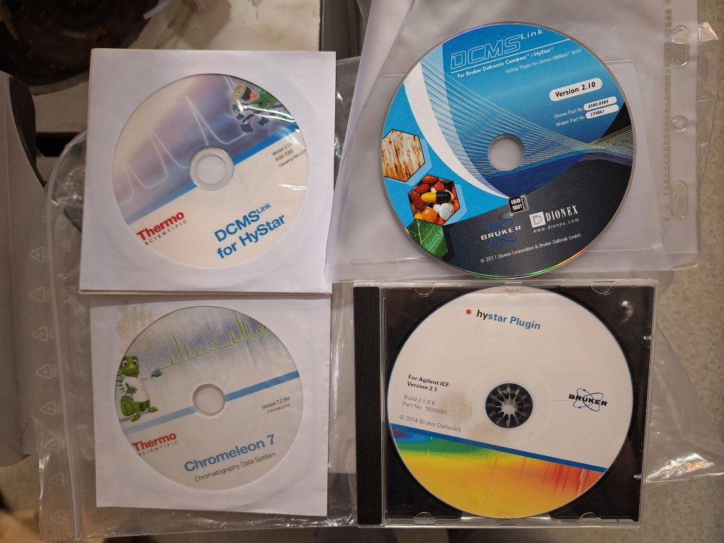 Photo Utilisé BRUKER-AXS Maxis impact À vendre