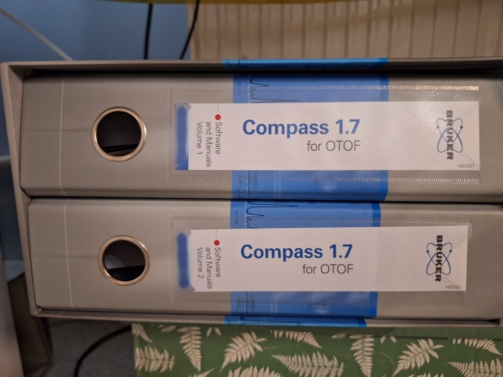 Photo Utilisé BRUKER-AXS Maxis impact À vendre