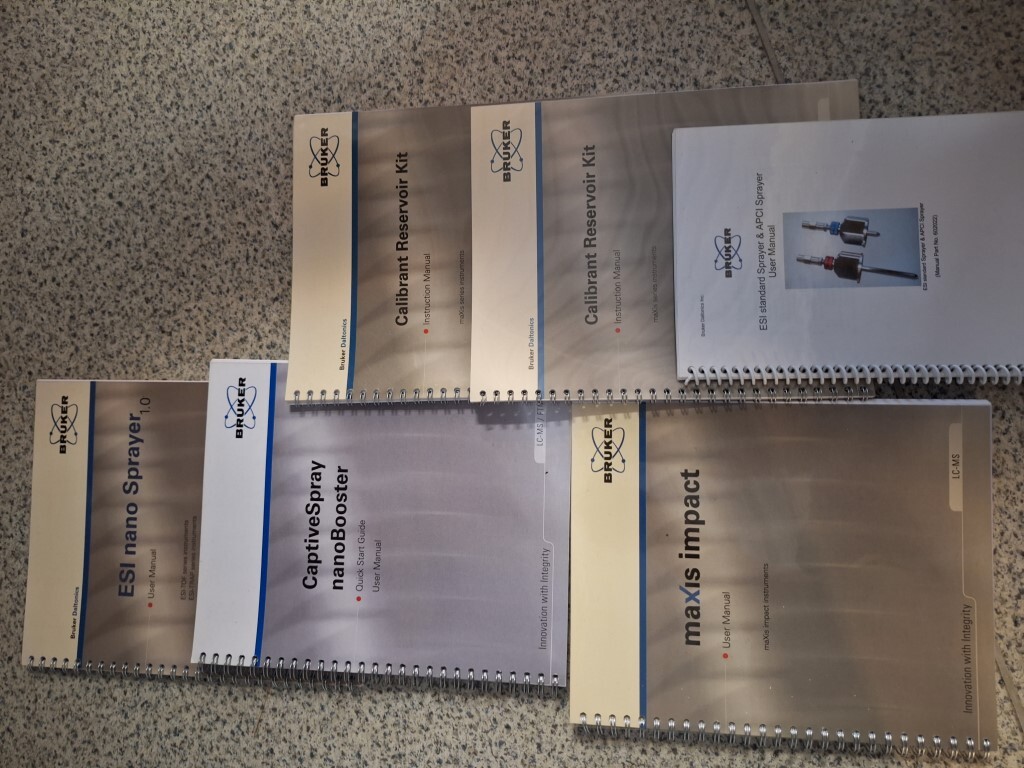 Photo Utilisé BRUKER-AXS Maxis impact À vendre