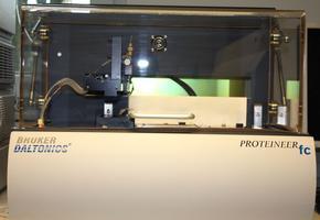 Photo Used BRUKER Proteineer FC For Sale