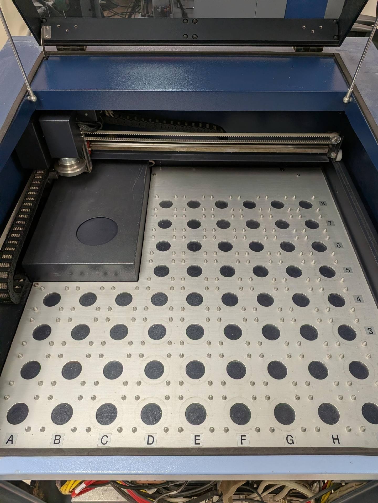 Foto Verwendet BRUKER S8 Tiger Zum Verkauf
