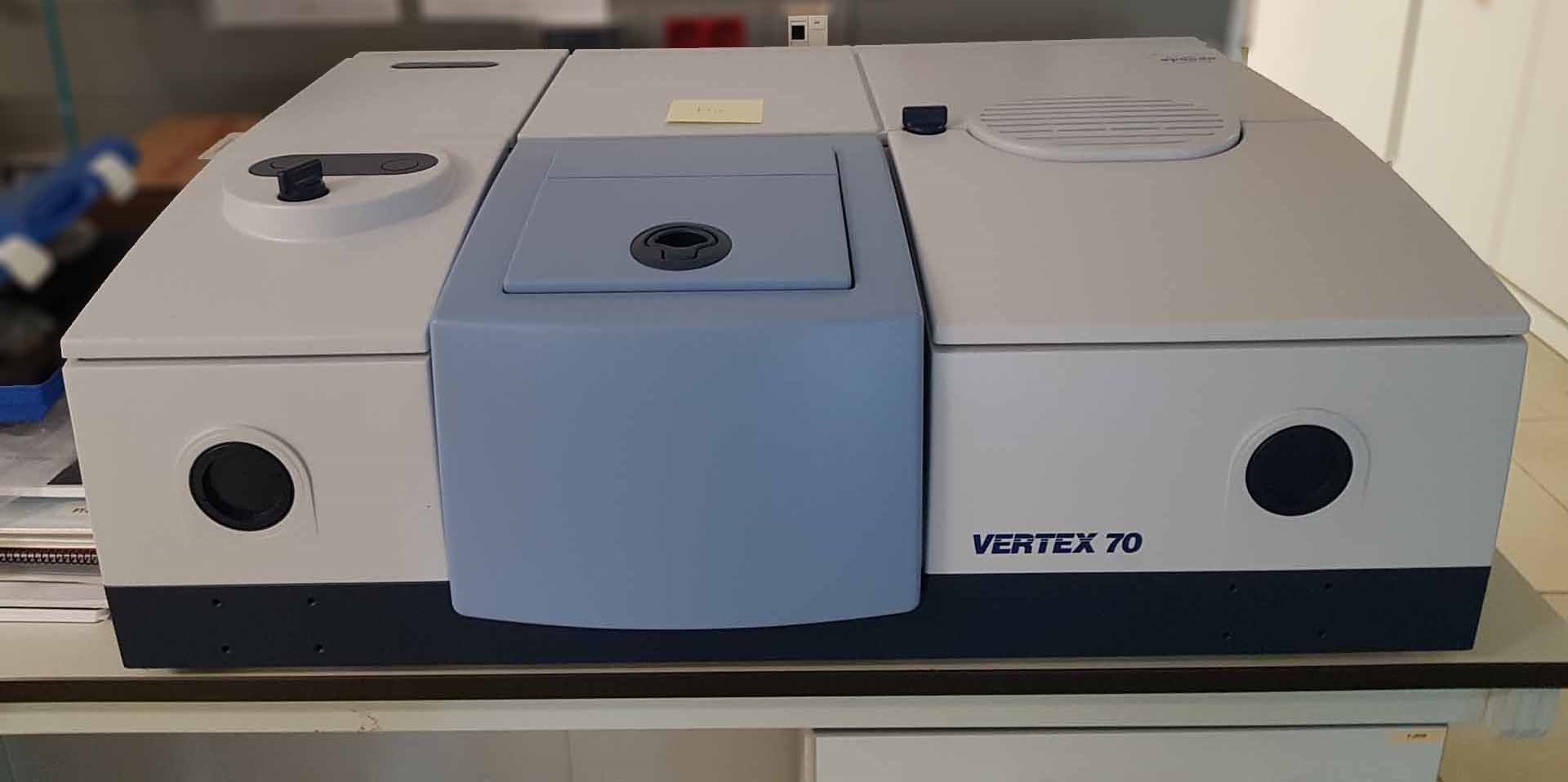 Photo Used BRUKER-AXS Vertex 70 For Sale