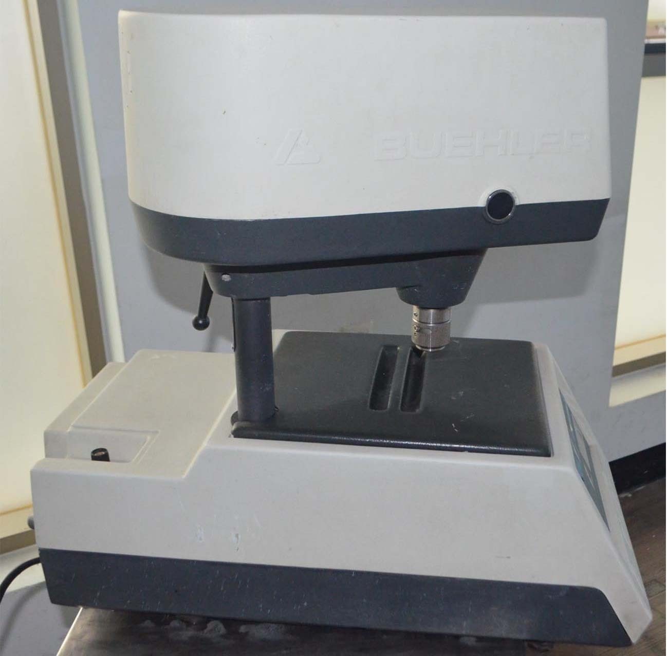 Photo Used BUEHLER ECOMET III For Sale