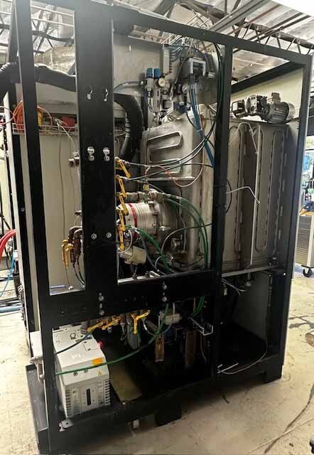 Photo Utilisé BUHLER / LEYBOLD OPTICS Boxer 700 À vendre