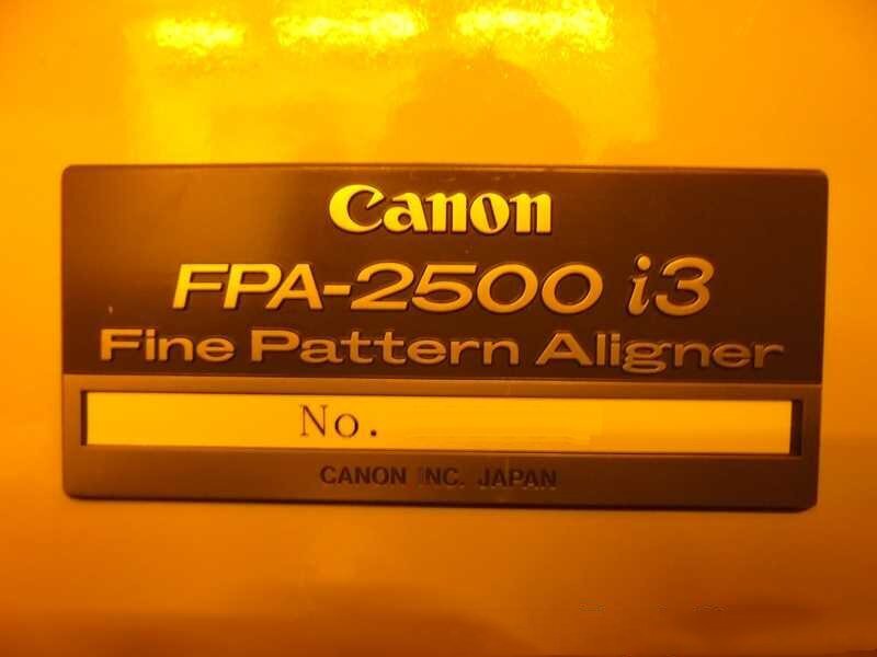 Photo Used CANON FPA 2500 i3 For Sale
