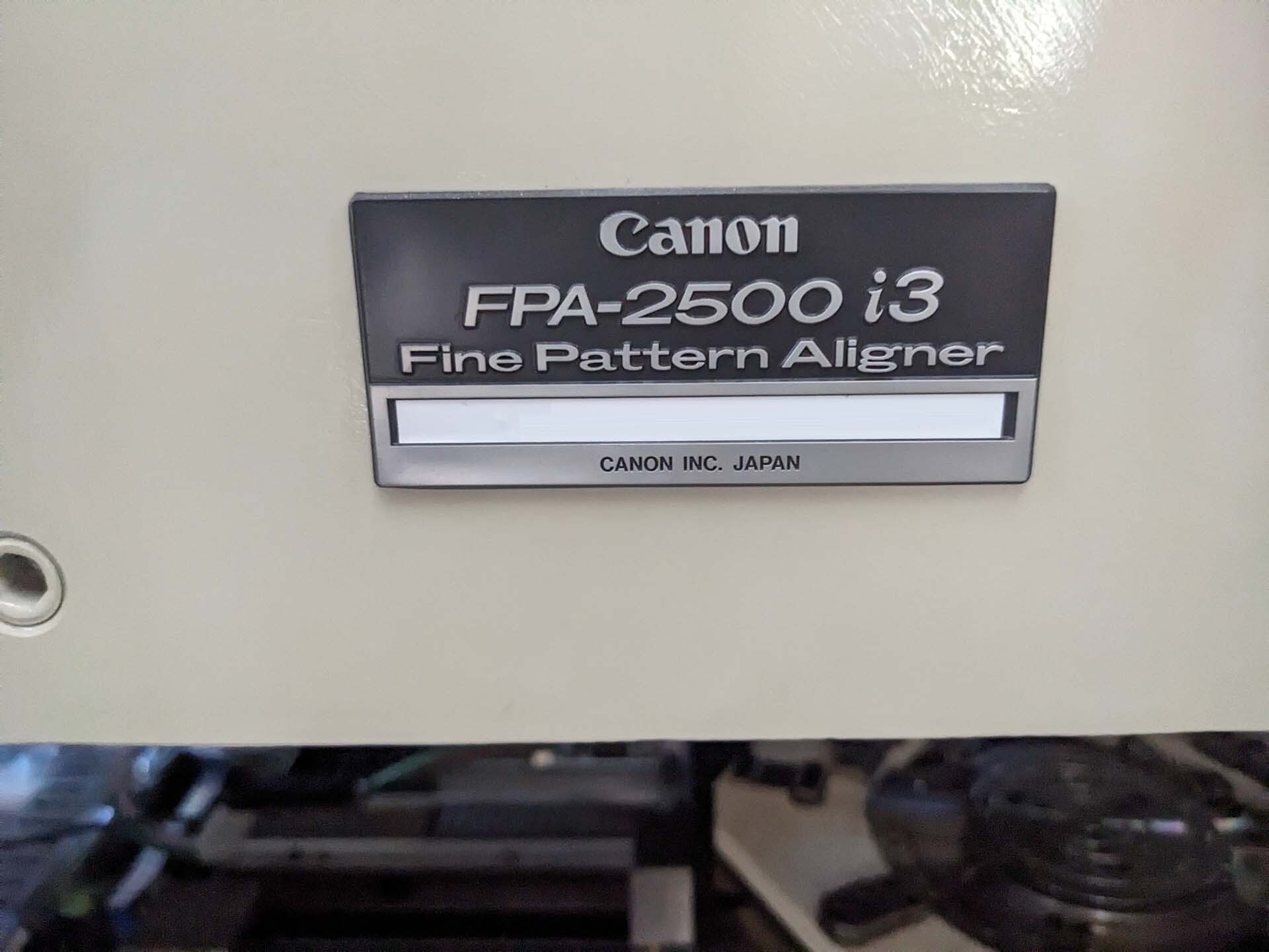Photo Used CANON FPA 2500 i3 For Sale