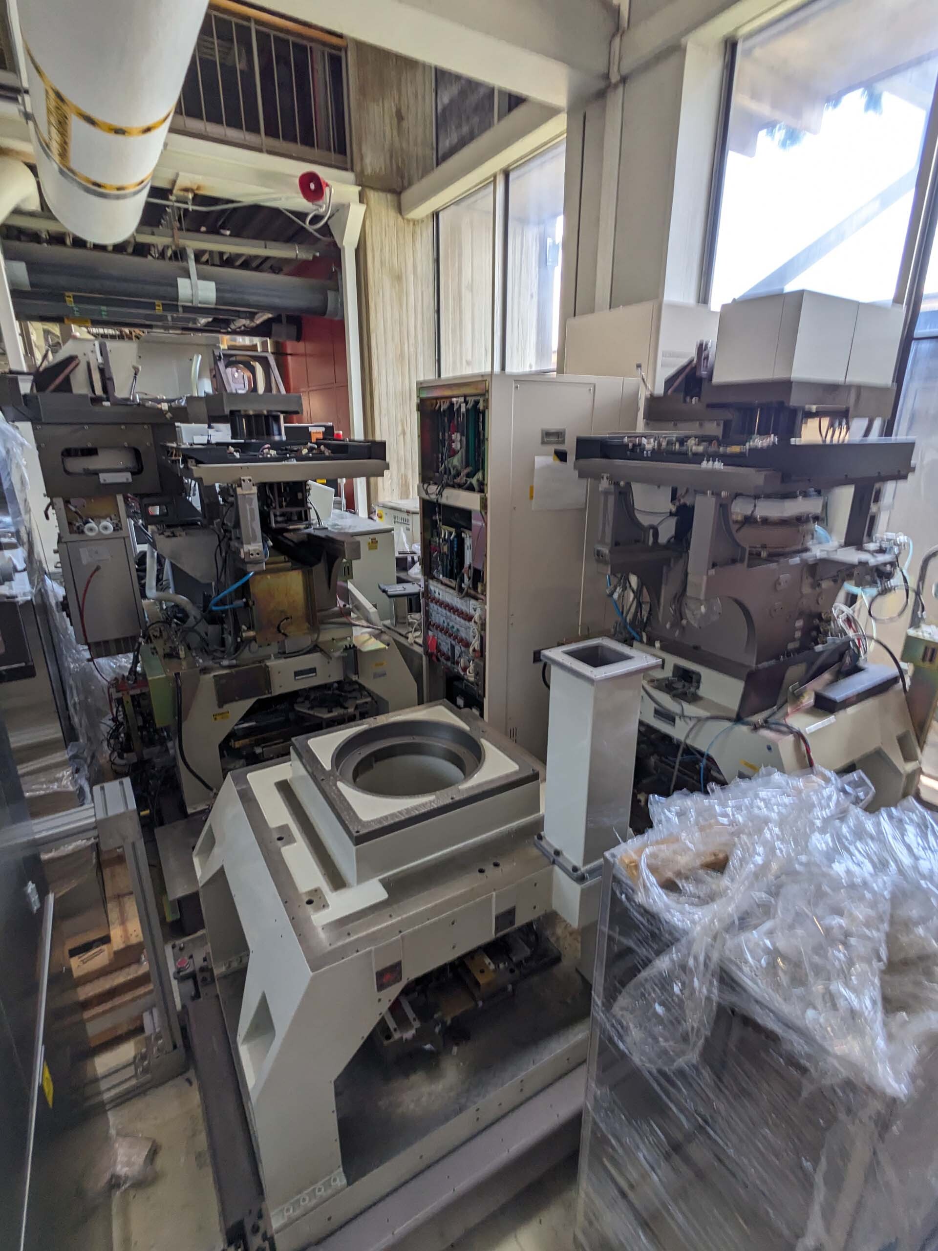 Photo Used CANON FPA 2500 i3 For Sale