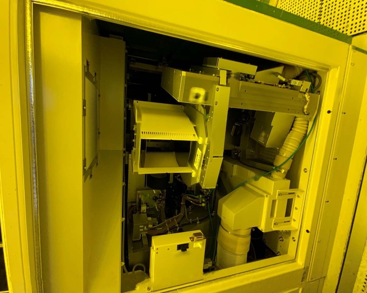 Photo Used CANON FPA 6000 AS4 For Sale