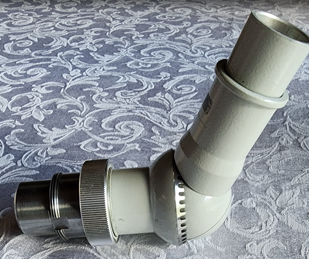 图为 已使用的 CARL ZEISS Assistant’s stereo tube 待售