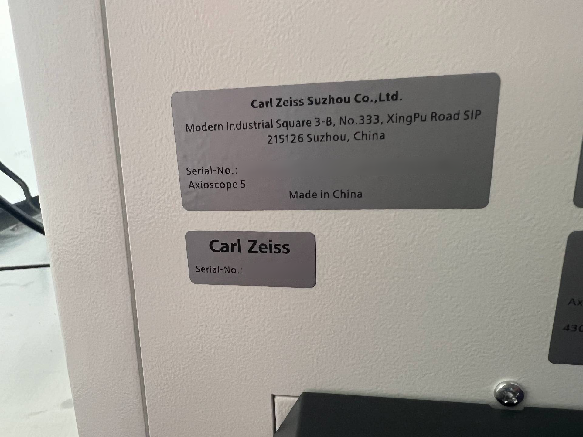 Photo Used CARL ZEISS Axioscope 5 For Sale