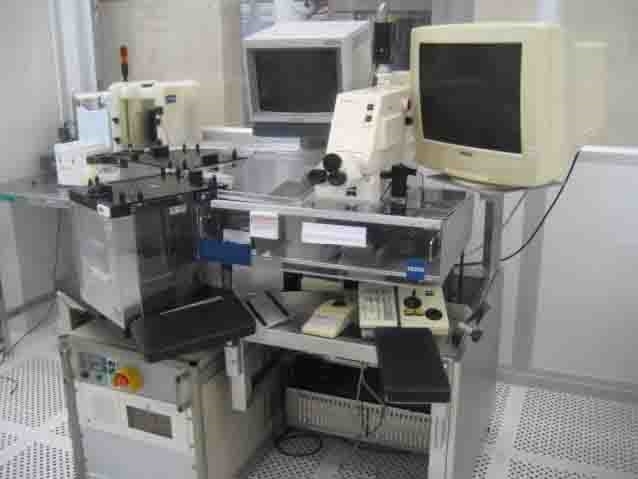 Photo Used CARL ZEISS Axiospect 200 For Sale