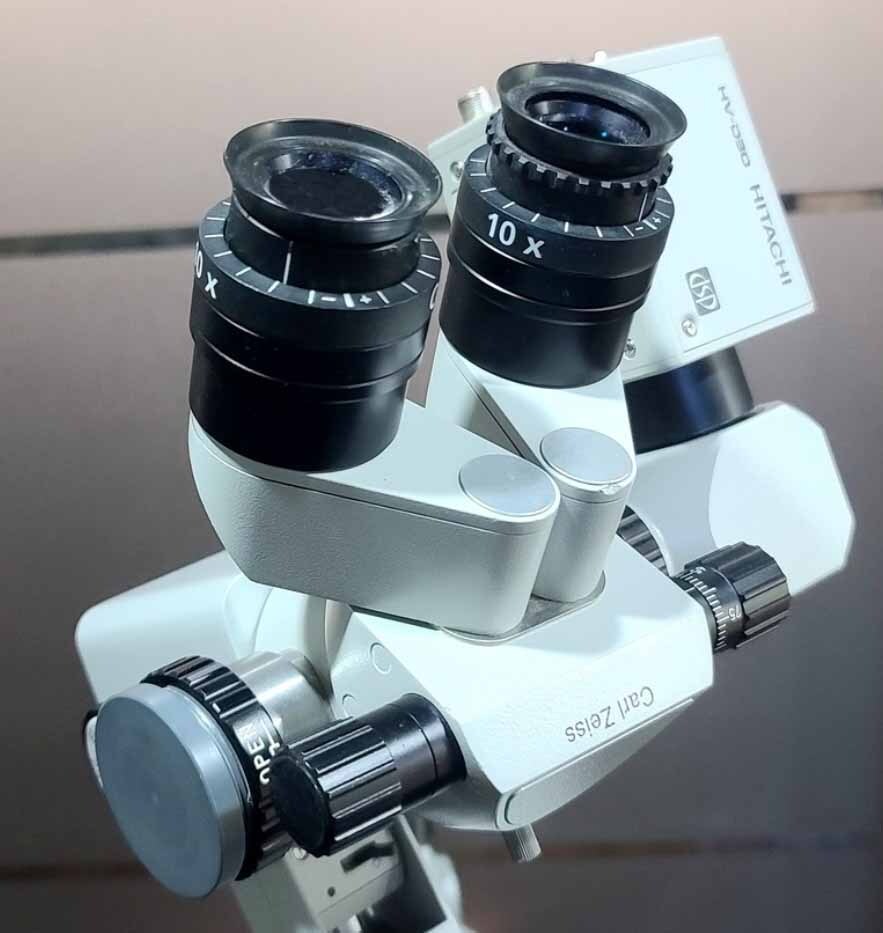 フォト（写真） 使用される CARL ZEISS Surgical microscope 販売のために