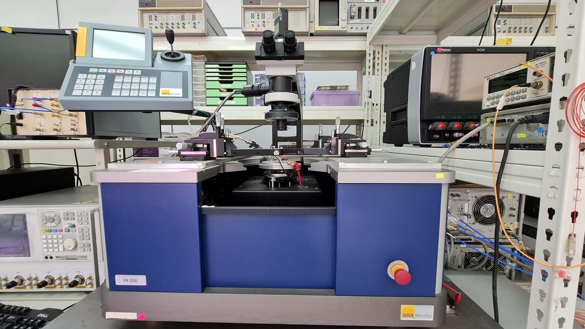 Photo Utilisé KARL SUSS / MICROTEC PA 200 À vendre