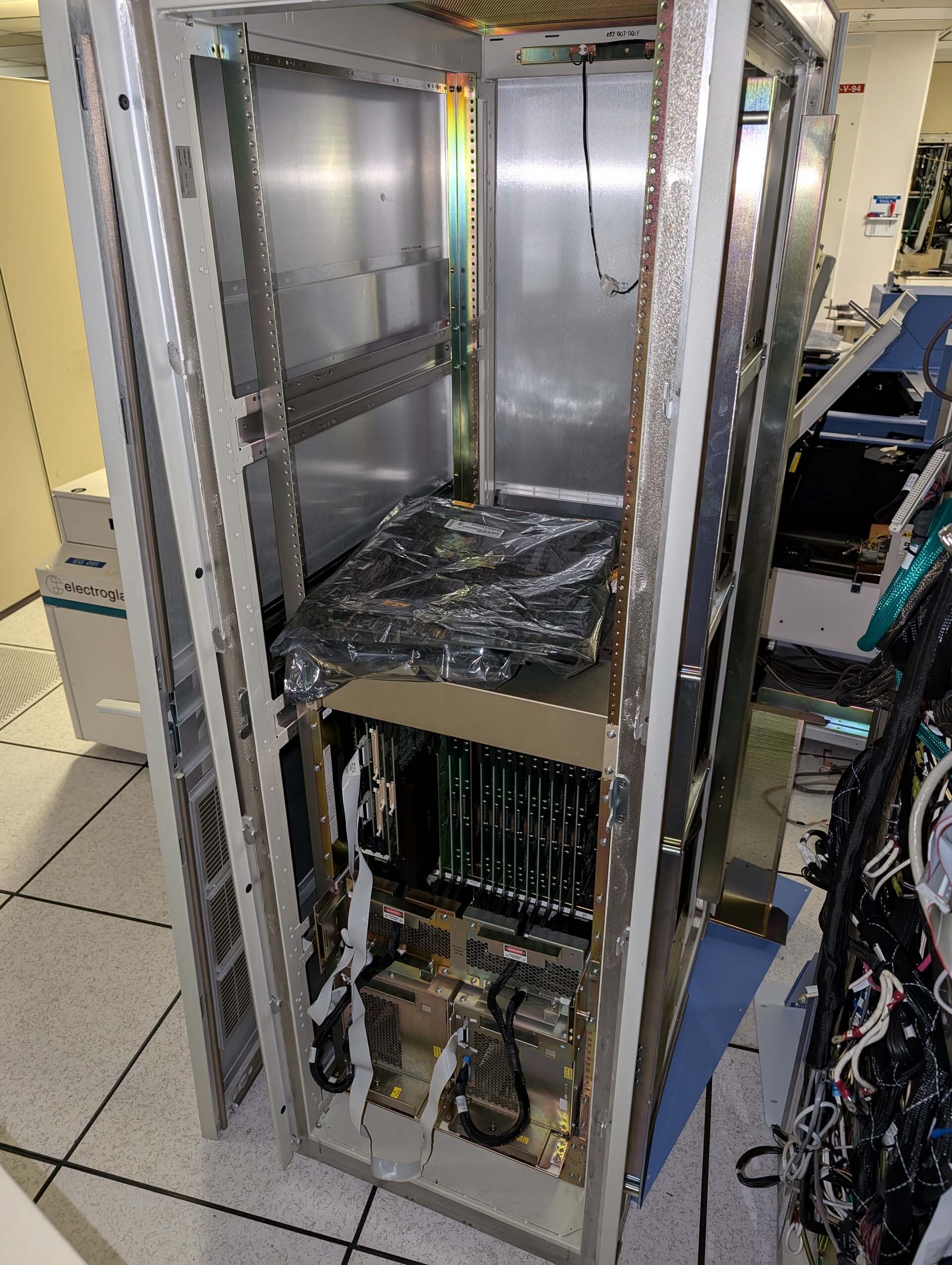 图为 已使用的 CATALYST Analyzer 待售