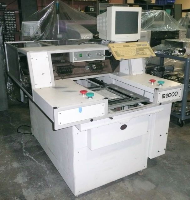 Photo Used CENCORP TR2000 Model 900 For Sale