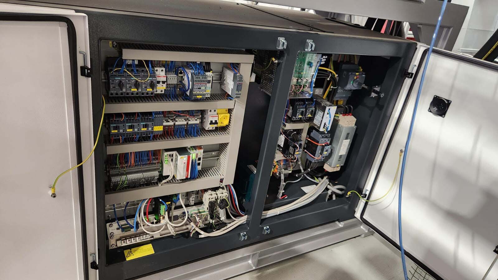フォト（写真） 使用される COHERENT DC 040 販売のために