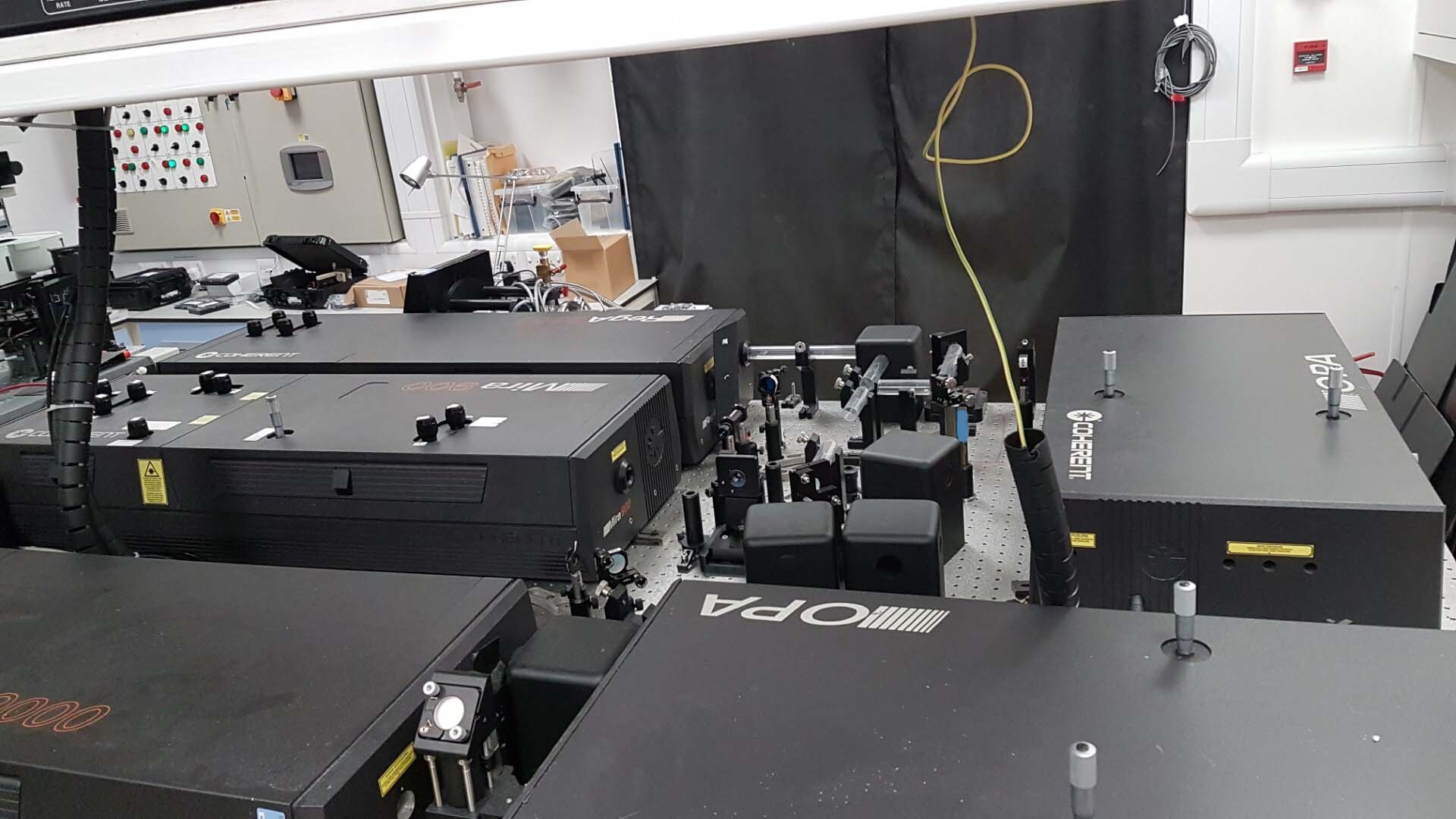 Foto Verwendet COHERENT RegA 9000 Zum Verkauf