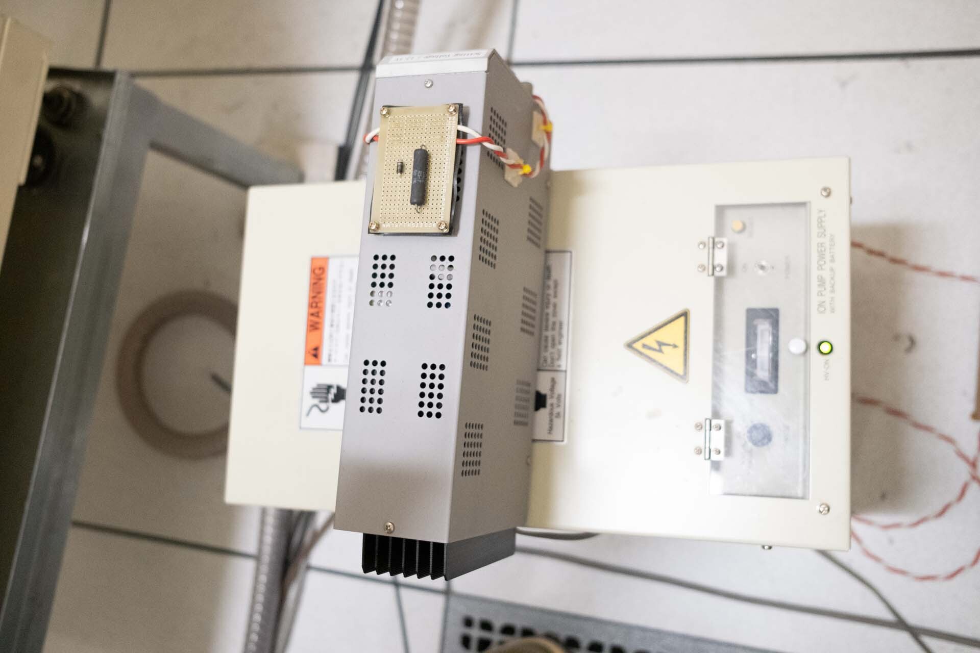 Foto Verwendet CRESTEC CABL-9000C Zum Verkauf