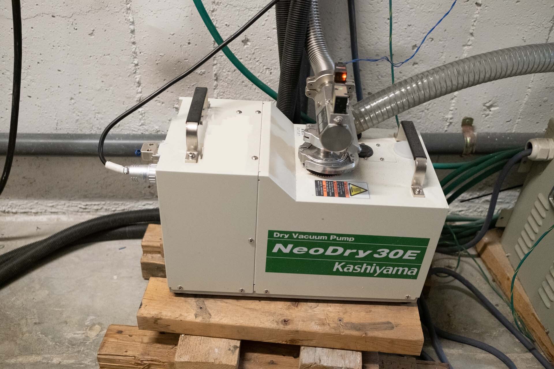 Foto Verwendet CRESTEC CABL-9000C Zum Verkauf