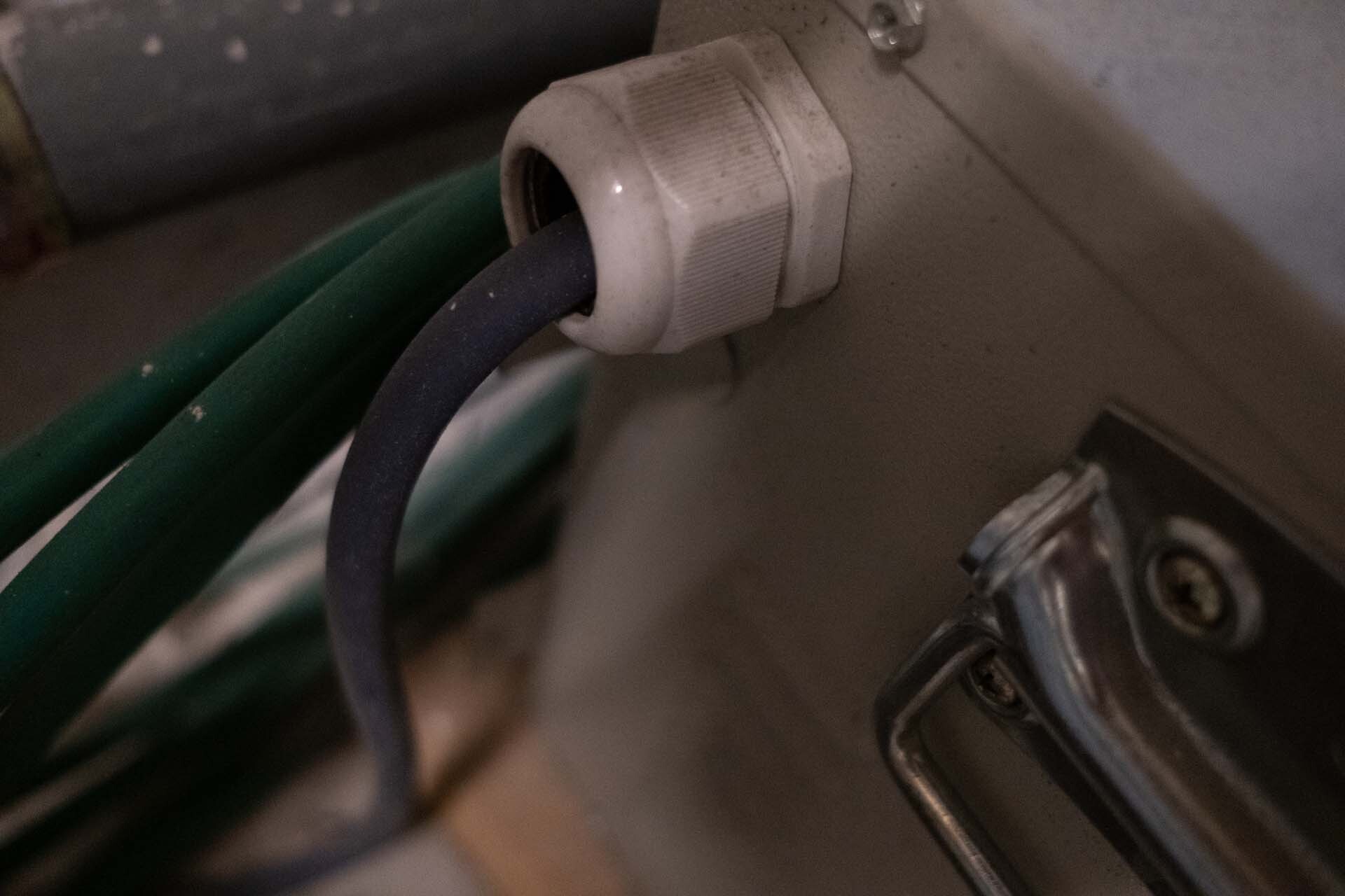 Foto Verwendet CRESTEC CABL-9000C Zum Verkauf