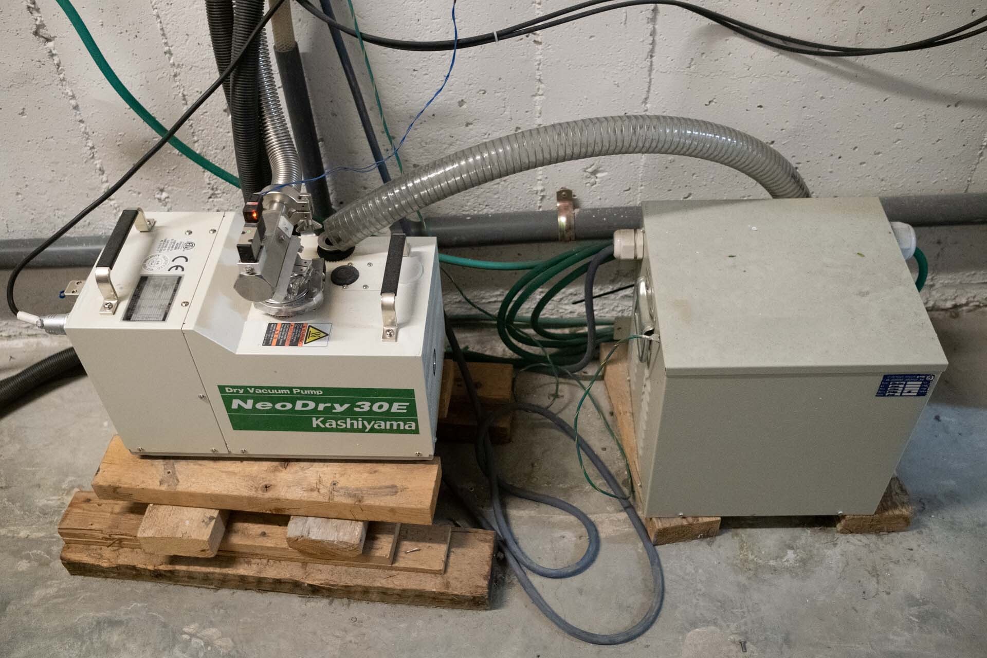 Foto Verwendet CRESTEC CABL-9000C Zum Verkauf