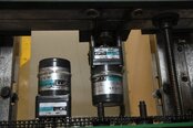 Photo Utilisé CROWN SIMPLIMATIC Board-up loader À vendre