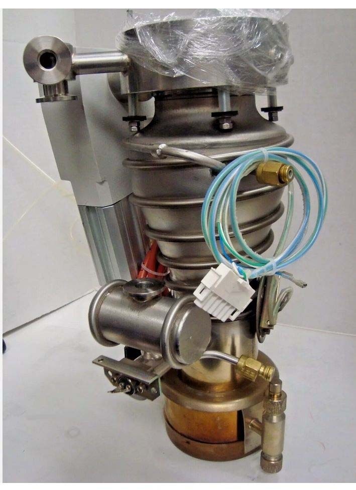 フォト（写真） 使用される CTI-CRYOGENICS 8200 販売のために