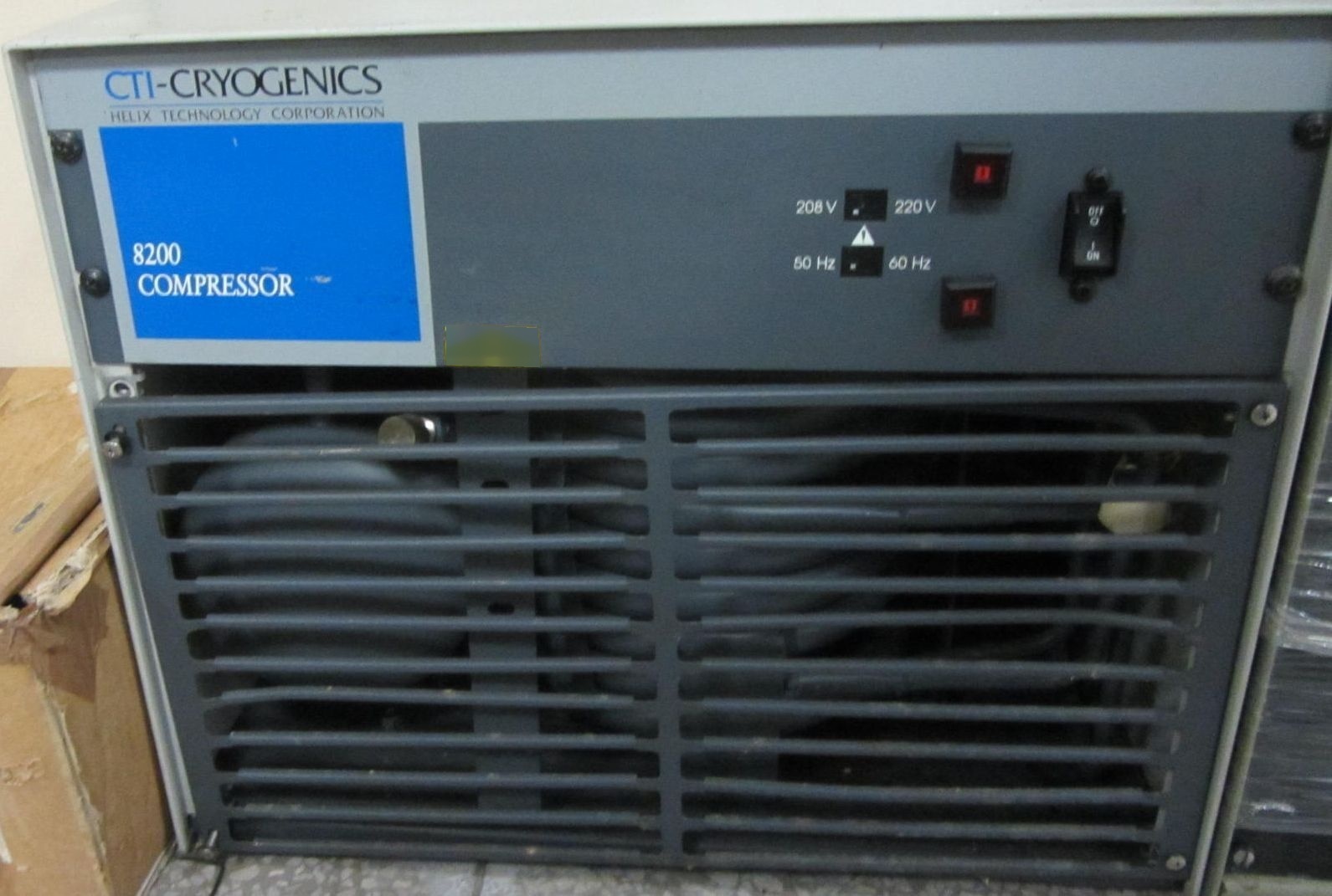 Photo Used CTI-CRYOGENICS 8200 For Sale