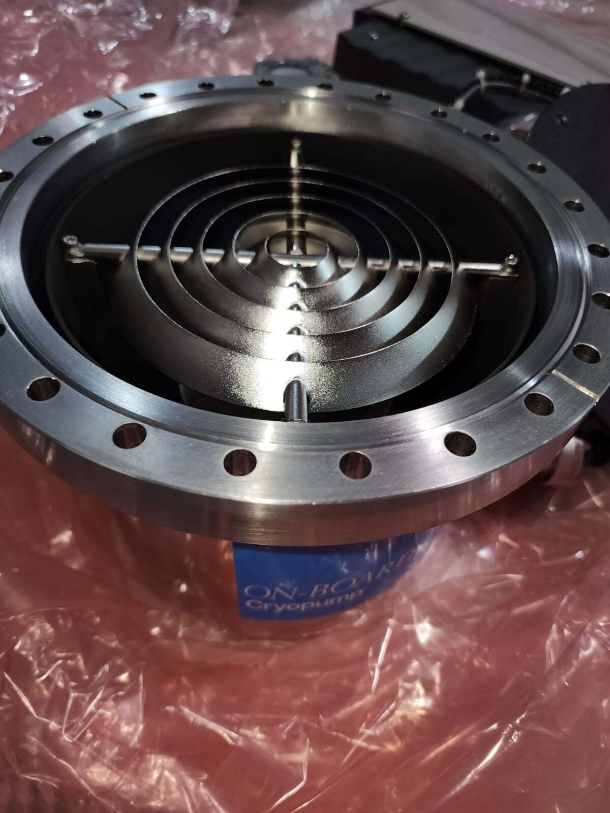 图为 已使用的 CTI-CRYOGENICS 8F (On-Board) 待售