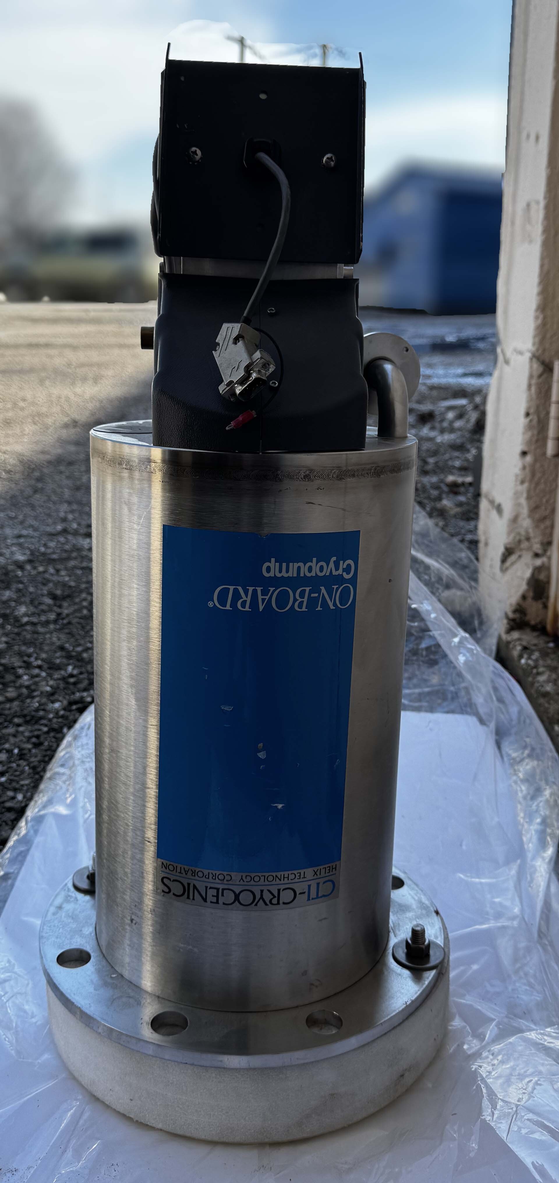 Photo Utilisé CTI-CRYOGENICS Cryo pump À vendre