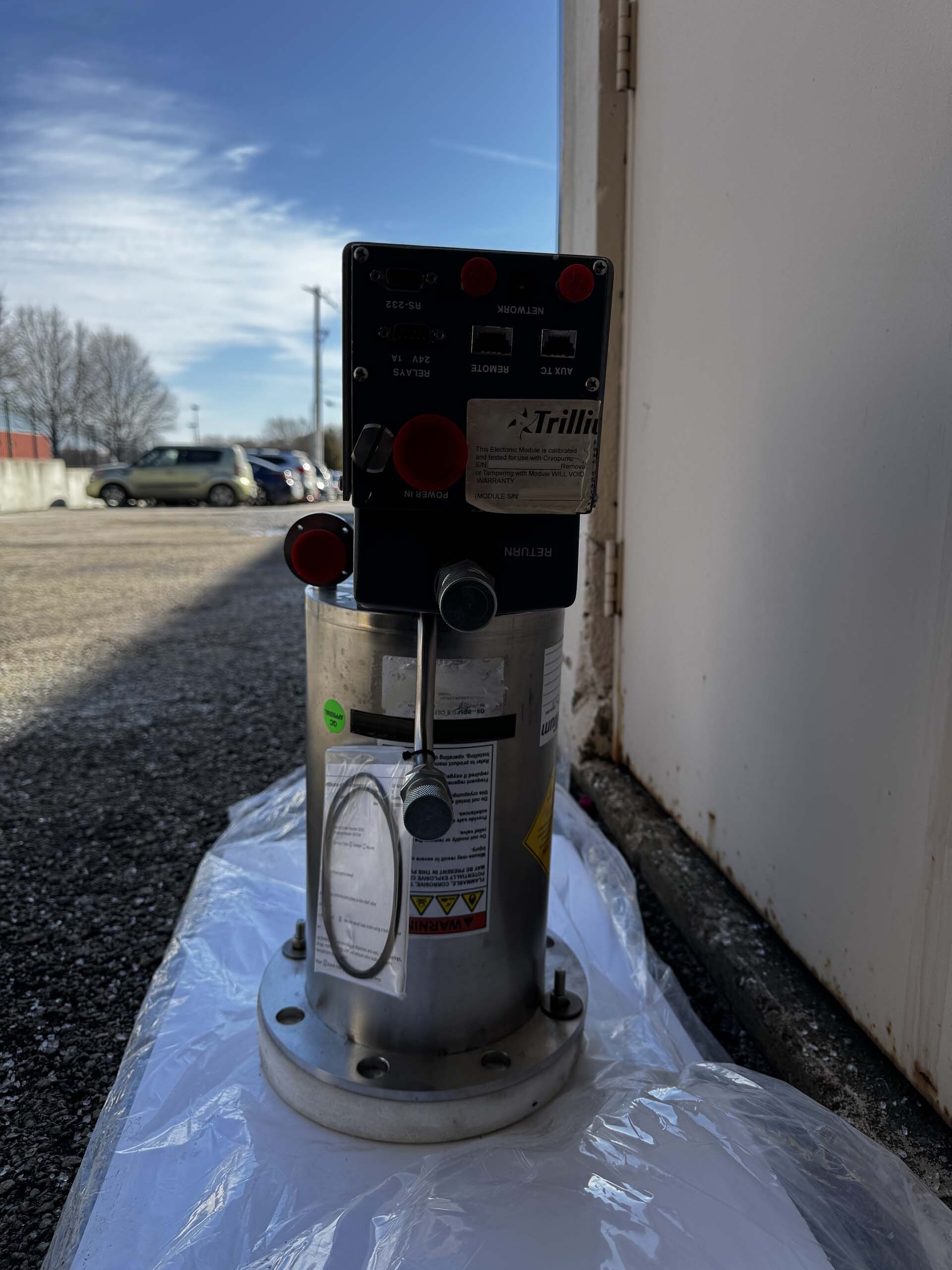 Photo Used CTI-CRYOGENICS Cryo pump For Sale