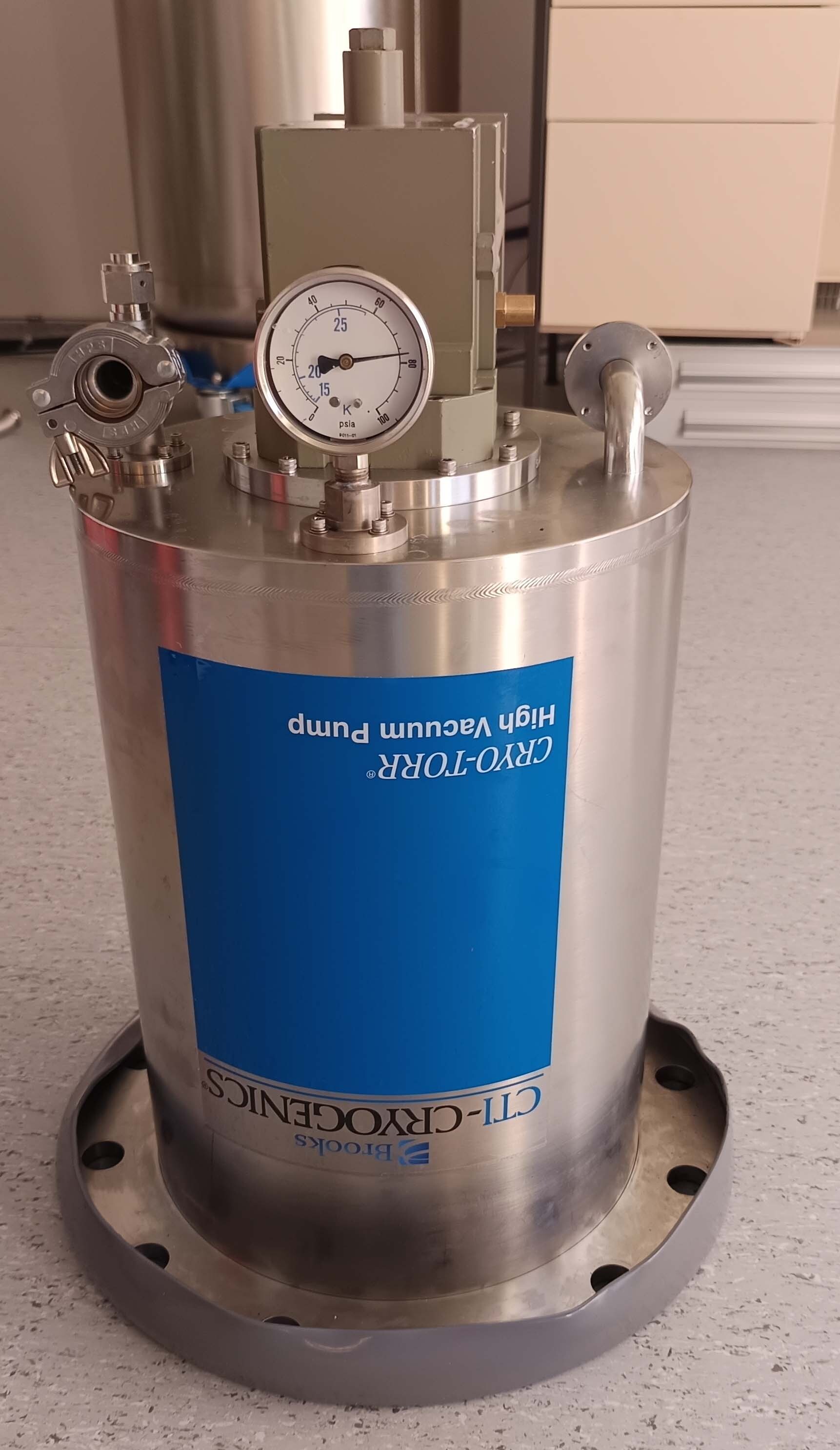 图为 已使用的 CTI-CRYOGENICS Cryo-Torr 10 待售
