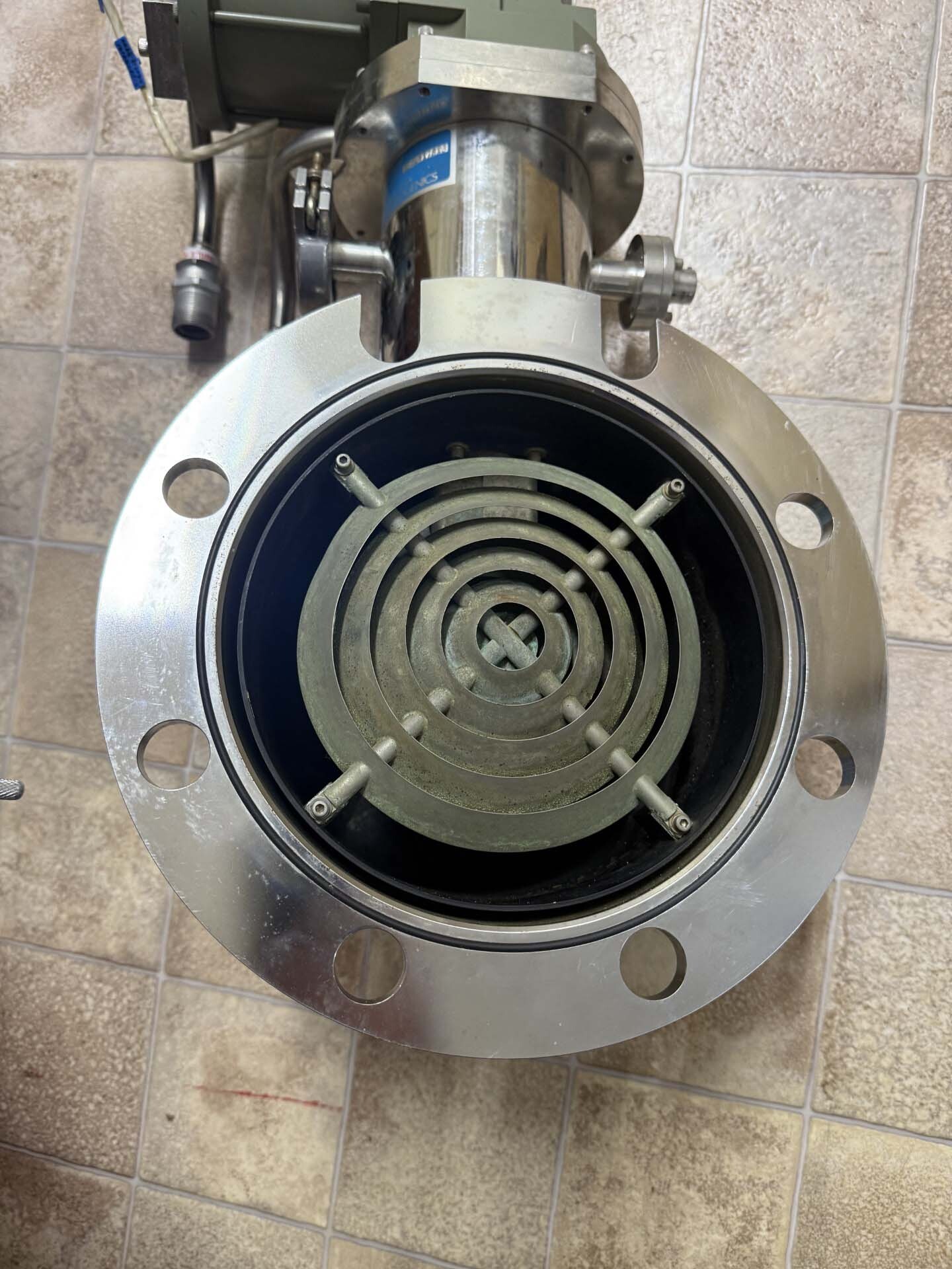Photo Used CTI-CRYOGENICS Cryo-Torr 8F For Sale