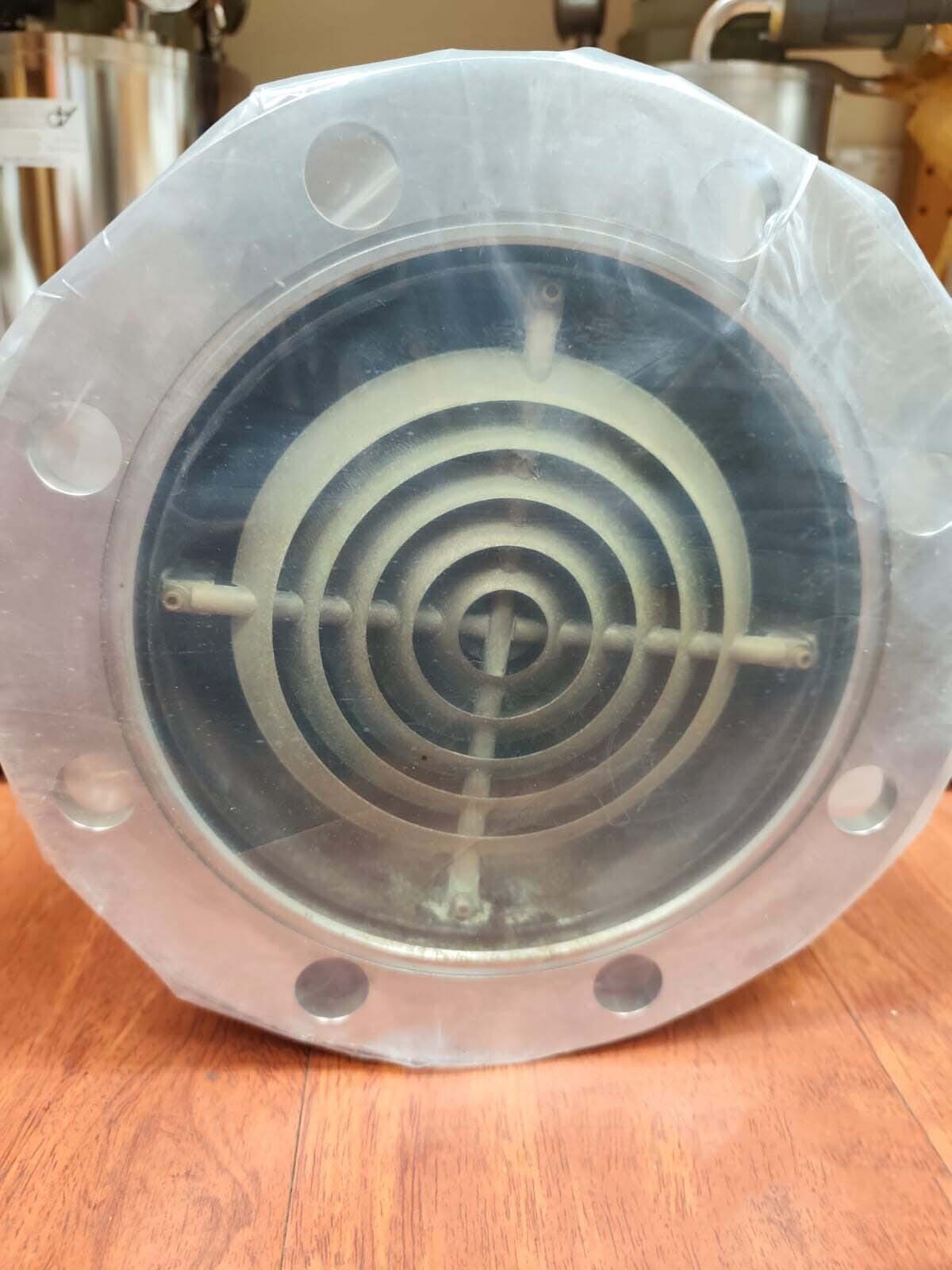 Photo Used CTI-CRYOGENICS CT-8 For Sale