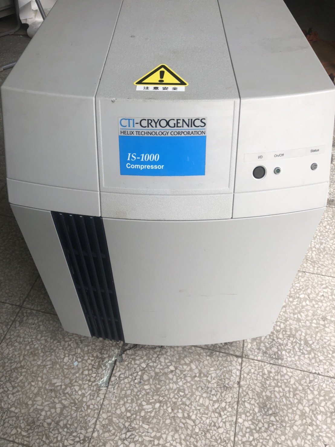 Photo Used CTI-CRYOGENICS IS-1000 For Sale