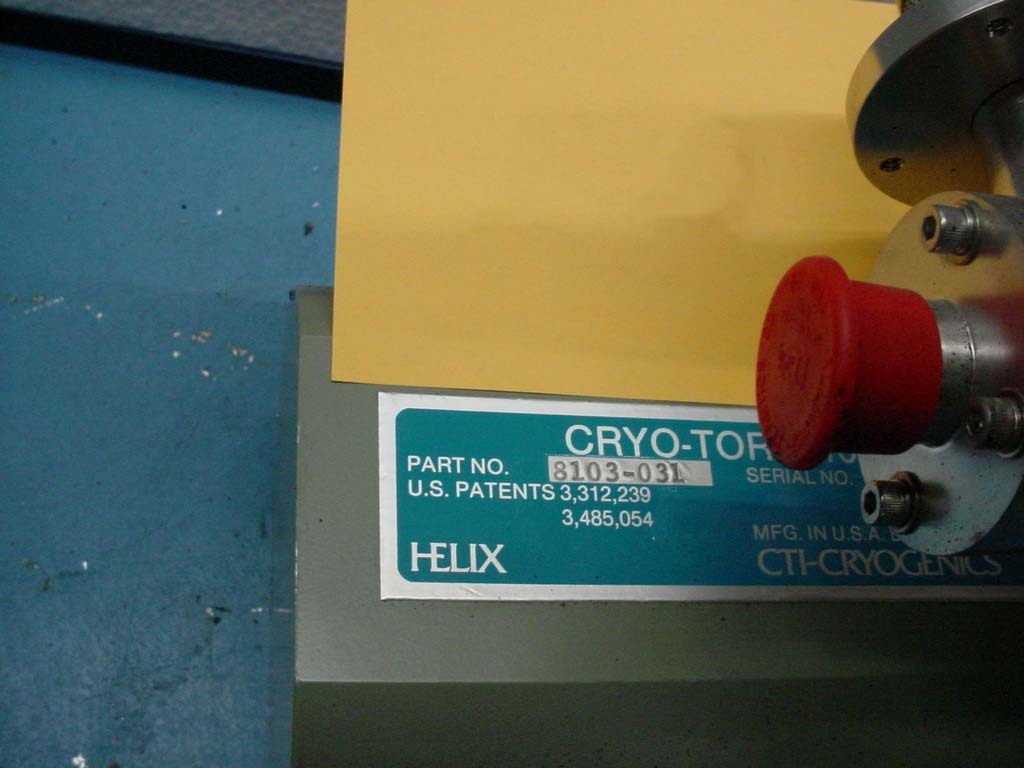사진 사용됨 CTI-CRYOGENICS Lot of (22) Cryo pumps 판매용