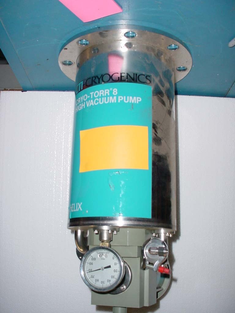 사진 사용됨 CTI-CRYOGENICS Lot of (22) Cryo pumps 판매용