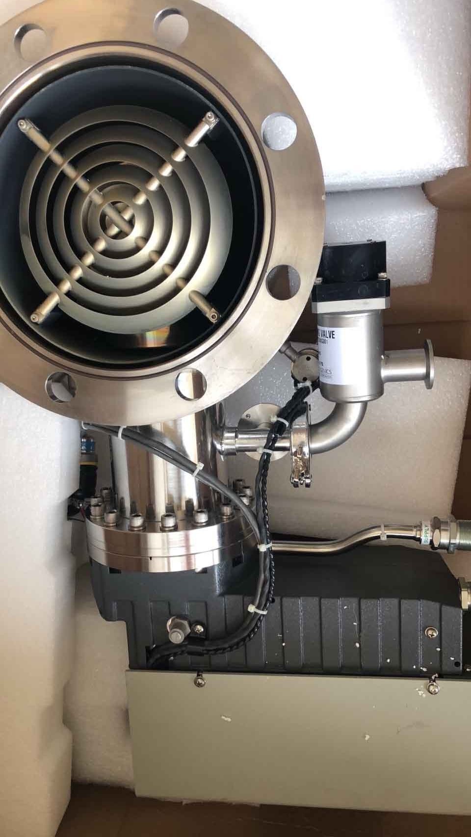 Photo Used CTI-CRYOGENICS OB-8F (On-Board) For Sale