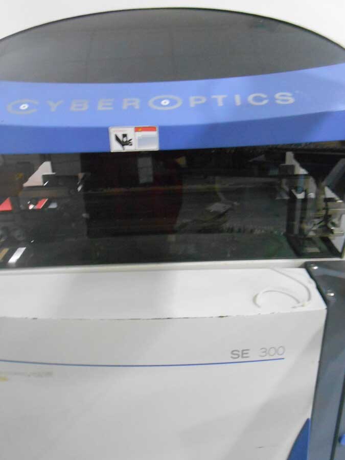 Photo Used CYBEROPTICS SE 300 For Sale