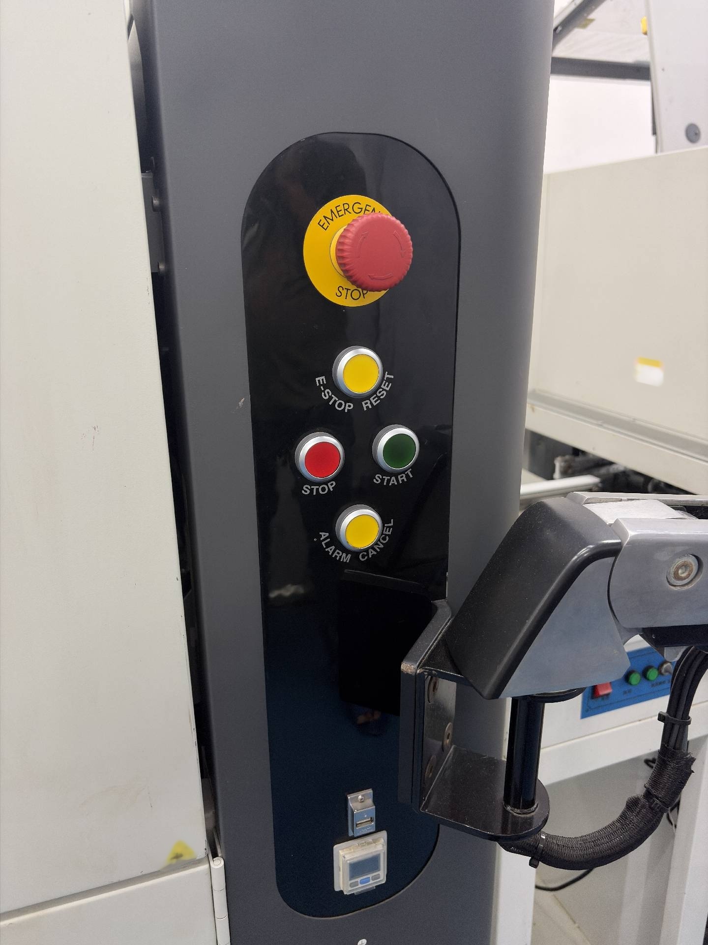 Photo Used CYBEROPTICS SE 500 Ultra For Sale
