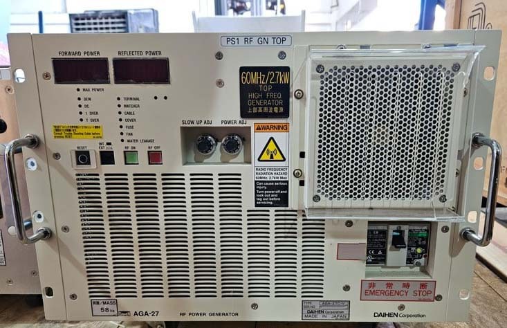 图为 已使用的 DAIHEN Lot of RF Generators 待售