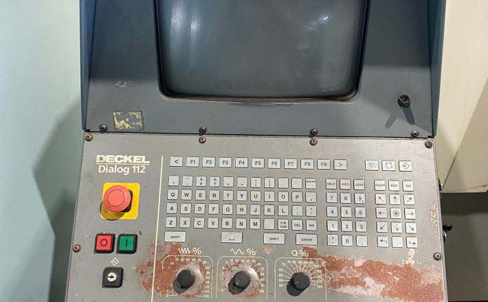 사진 사용됨 DECKEL / MAHO DC70V 판매용