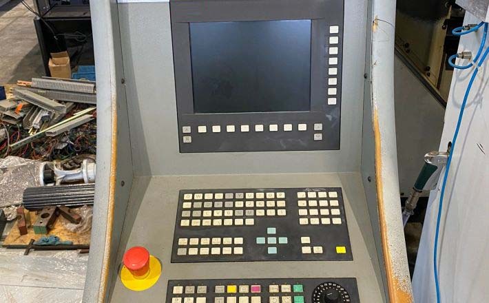 Foto Verwendet DECKEL / MAHO DMC 65V Zum Verkauf