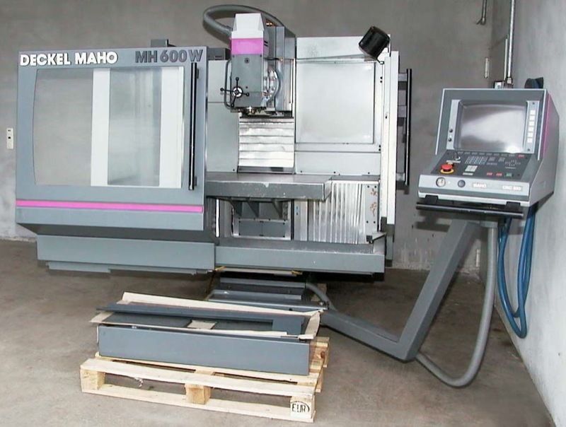 Photo Used DECKEL / MAHO MH600W For Sale