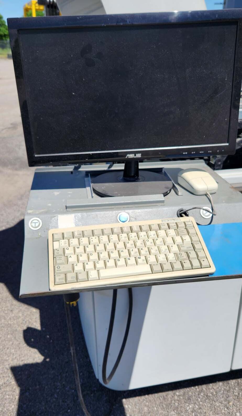 Photo Used DEK Horizon 265 For Sale